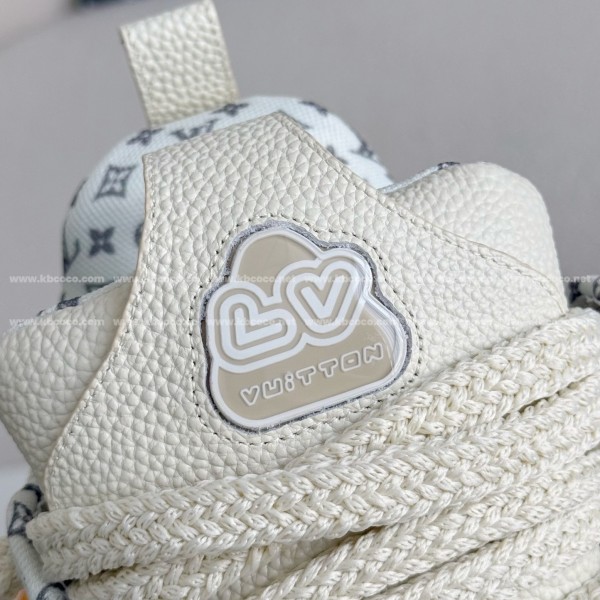 LOUIS VUITTON RUNNER TATIC SNEAKERS