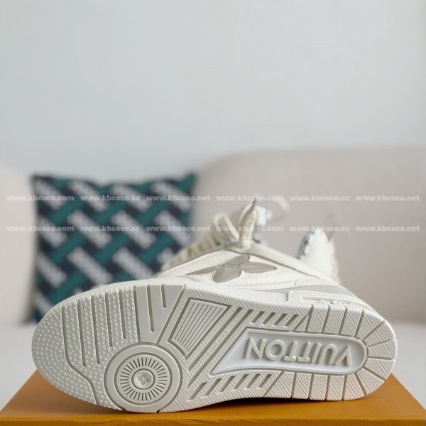LOUIS VUITTON RUNNER TATIC SNEAKERS