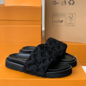 「#653」LOUIS VUITTON  WOMEN'S SLIPPERS