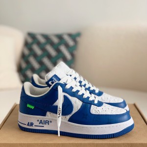 「#692」LOUIS VUITTON × NIKE AIR FORCE 1 Sneaker