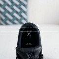 「#4102」LOUIS VUITTON TRAINER SNEAKERS