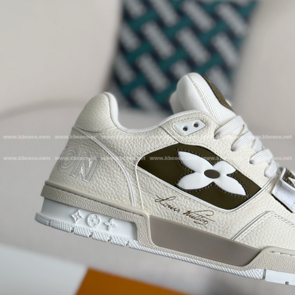 LOUIS VUITTON RUNNER TATIC SNEAKERS