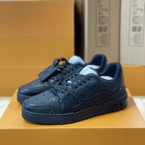 「#56」LOUIS VUITTON TRAINER 1A9IQ5 Sneakers