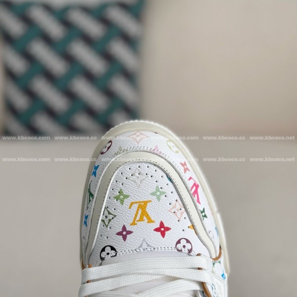 LOUIS VUITTON TRAINER SNEAKERS