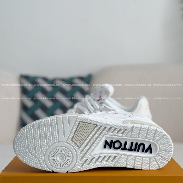 LOUIS VUITTON TRAINER SNEAKERS