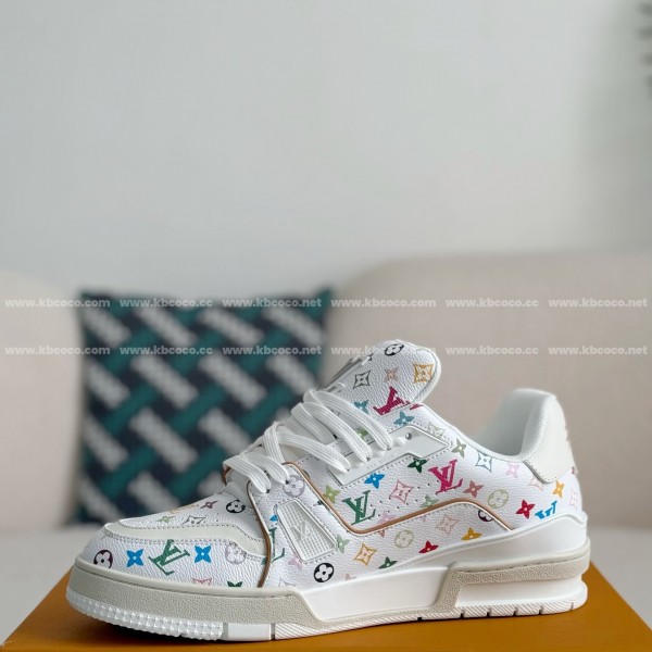 LOUIS VUITTON TRAINER SNEAKERS