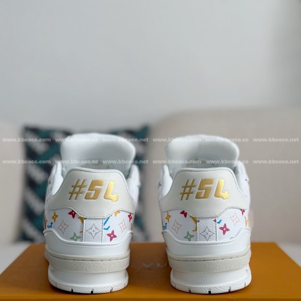 LOUIS VUITTON TRAINER SNEAKERS