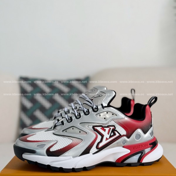 LOUIS VUITTON RUNNER SNEAKERS
