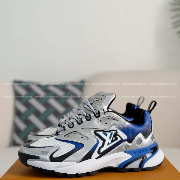 LOUIS VUITTON RUNNER SNEAKERS