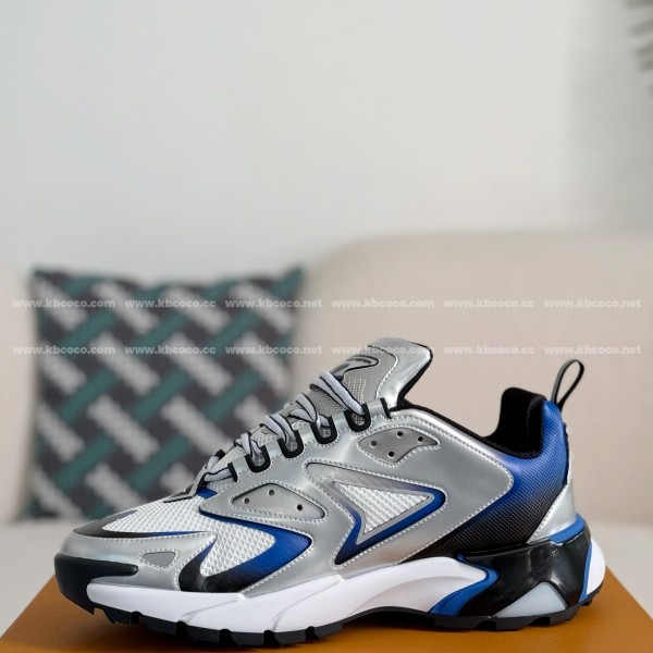 LOUIS VUITTON RUNNER SNEAKERS
