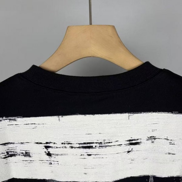 offwhite fireworks crew neck sweatshirt