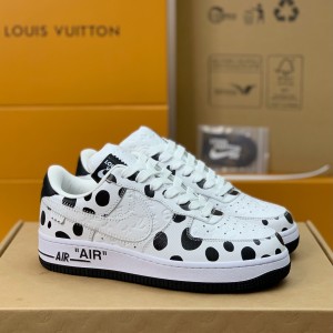 「#640」LOUIS VUITTON × NIKE AIR FORCE 1 Sneaker