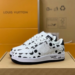 「#640」LOUIS VUITTON × NIKE AIR FORCE 1 Sneaker