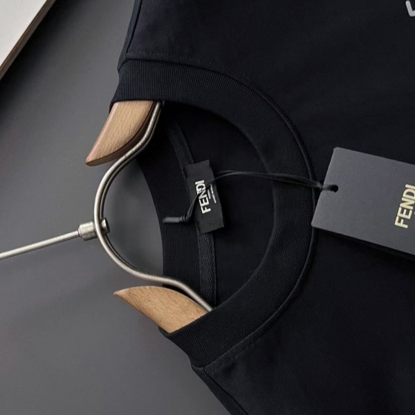 Fendi alloy letter logo round neck T-shirt