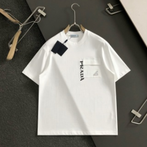 「#4250」Prada SpringSummer White Pocket Letter Leather Fusion Metal Triangle Logo T-shirt
