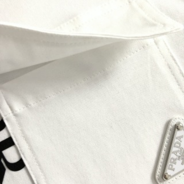 Prada SpringSummer White Pocket Letter Leather Fusion Metal Triangle Logo T-shirt
