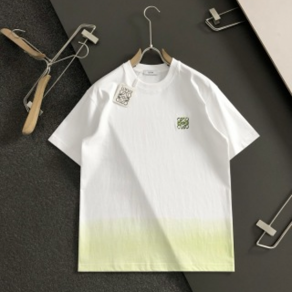 「#4252」Givenchy SpringSummer White Gradient Printed Letter T-shirt