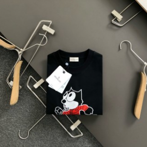 「#4253」Moncler Spring and Summer Black Cartoon Embroidered T-shirt