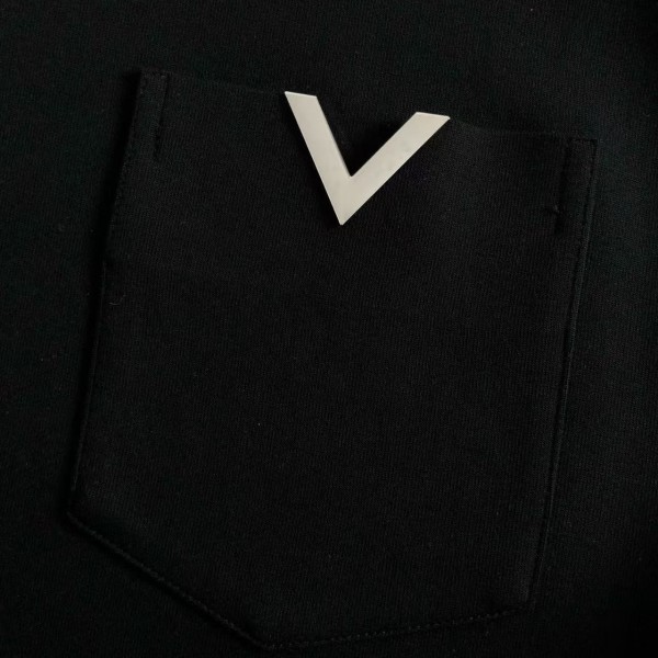 Louis Vuitton new imported polo T-shirt with metal pocket inserts