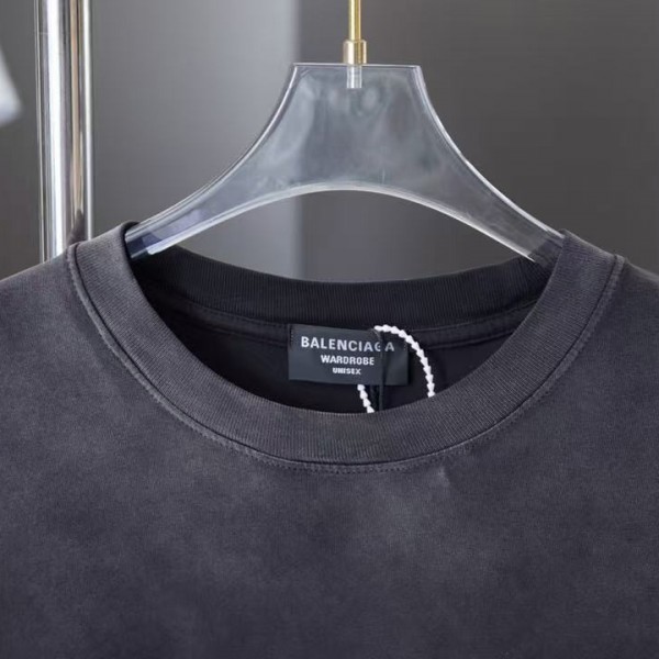 Balenciaga SpringSummer New Flame Hot Diamond T-shirt