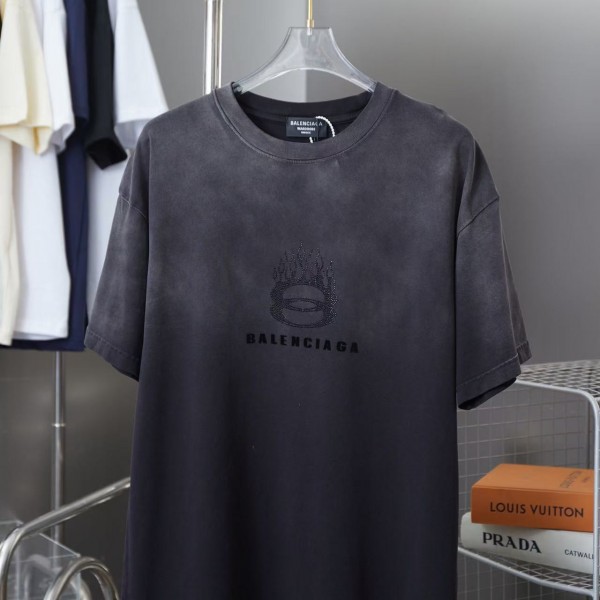 Balenciaga SpringSummer New Flame Hot Diamond T-shirt