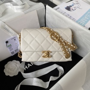 「#1208」Chanel 23S Underarm Bag AS3984, Top Quality    SIZE: 12 * 18 * 10cm
