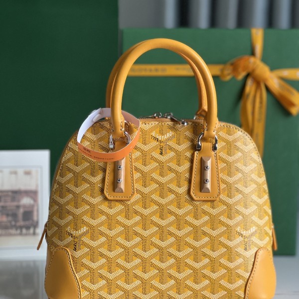 Goyard Vendôme Shell Bag, Top Quality  Size: 23 * 18.5 * 10cm      ​