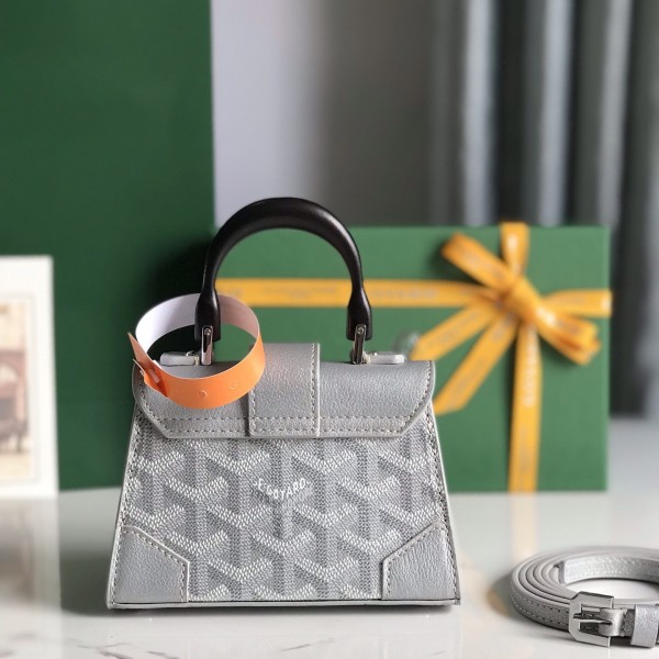 Goyard Saïgon nano bag, top quality! Size: 14.5 * 11.5 * 7.5cm