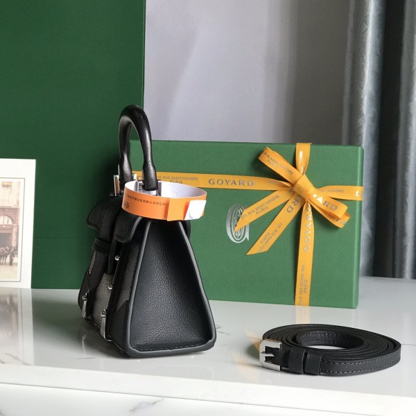 ​Goyard Saïgon nano bag, top quality!   Size: 14.5 * 11.5 * 7.5cm