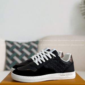 「#4302」Louis Vuitton Leather dark concave printed board shoes