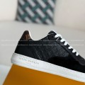 「#4302」Louis Vuitton Leather dark concave printed board shoes