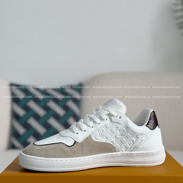 Louis Vuitton Leather dark concave printed board shoes