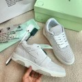 「#4424」Off-White Arrow-Pattern Brushed Leather Sneakers