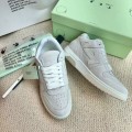 「#4424」Off-White Arrow-Pattern Brushed Leather Sneakers