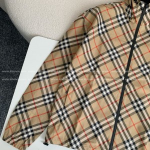 「#4443」Burberry Zipper jacket