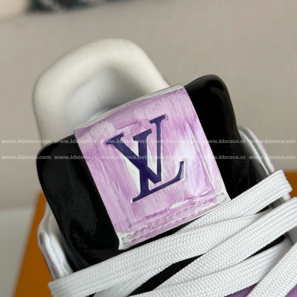 LOUIS VUITTON TRAINER SNEAKERS
