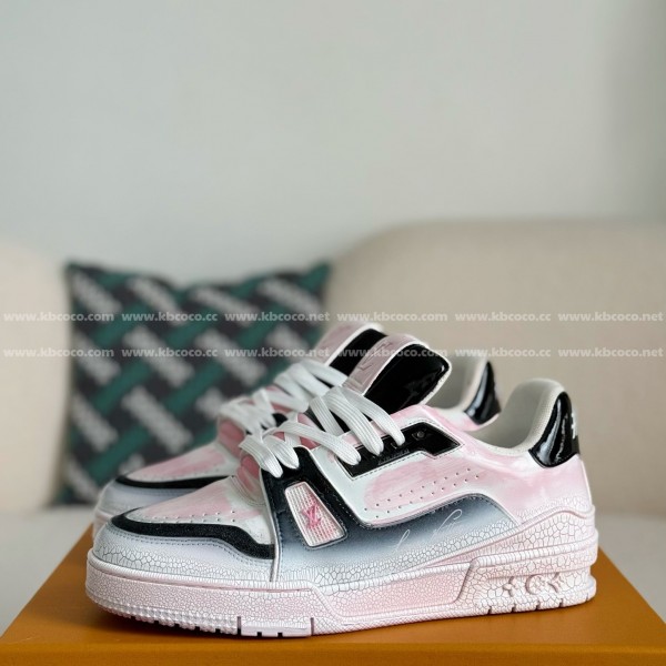 LOUIS VUITTON TRAINER SNEAKERS