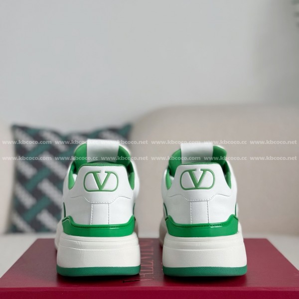 Valentino Garavani Leather Casual Shoes