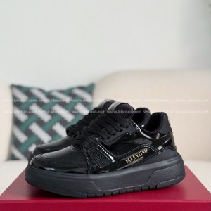 「#4515」Valentino Garavani Leather Casual Shoes