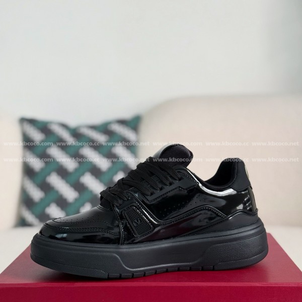 Valentino Garavani Leather Casual Shoes