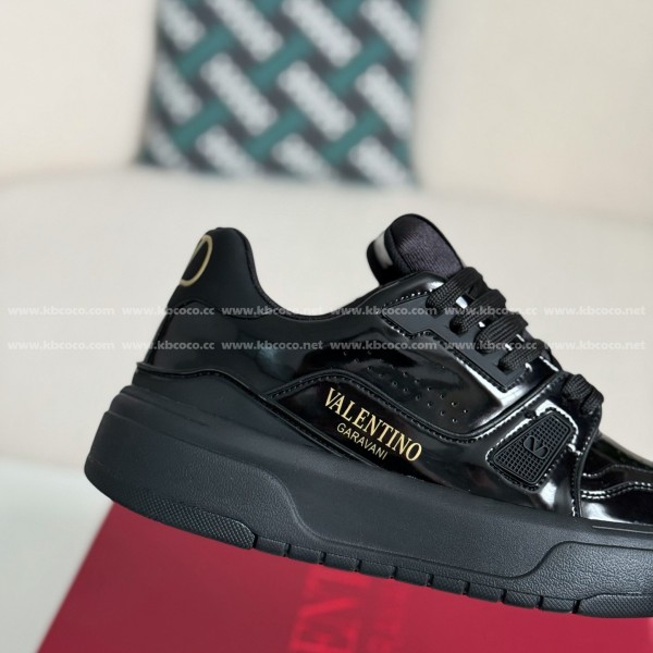 Valentino Garavani Leather Casual Shoes