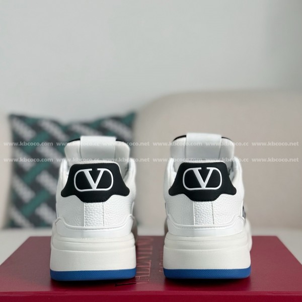 Valentino Garavani Leather Casual Shoes