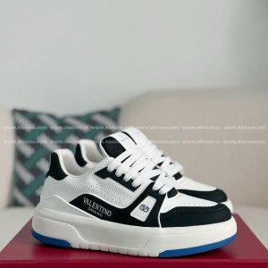「#4516」Valentino Garavani Leather Casual Shoes