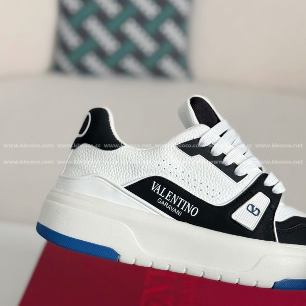 Valentino Garavani Leather Casual Shoes
