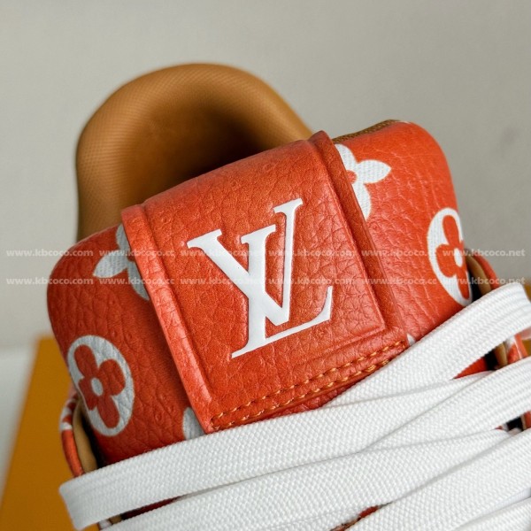LOUIS VUITTON TRAINER SNEAKERS