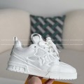 「#4540」LOUIS VUITTON RUNNER TATIC SNEAKERS