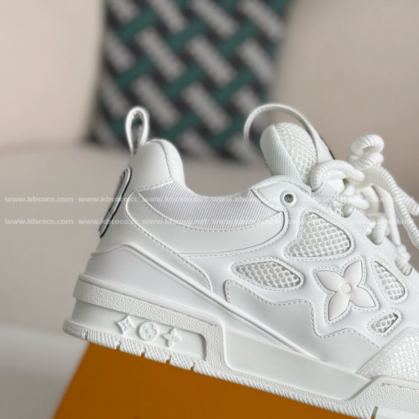 LOUIS VUITTON RUNNER TATIC SNEAKERS