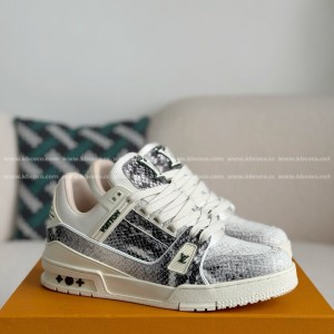 「#4541」LOUIS VUITTON TRAINER SNEAKERS
