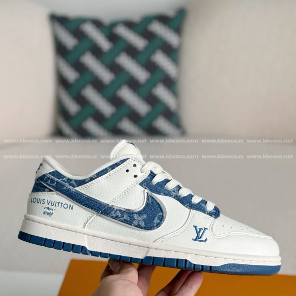 LOUIS VUITTON  x Nike Dunk Casual Sneakers