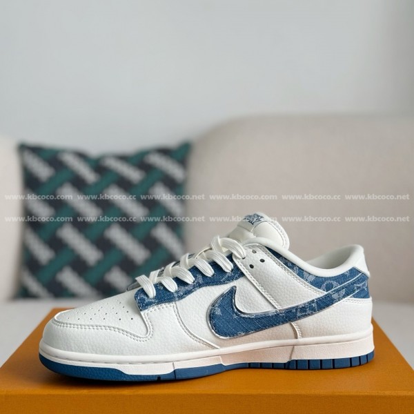 LOUIS VUITTON  x Nike Dunk Casual Sneakers